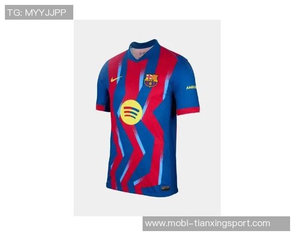 GQ评选年度最具创新与跨界合作的球衣米兰巴萨双双入围