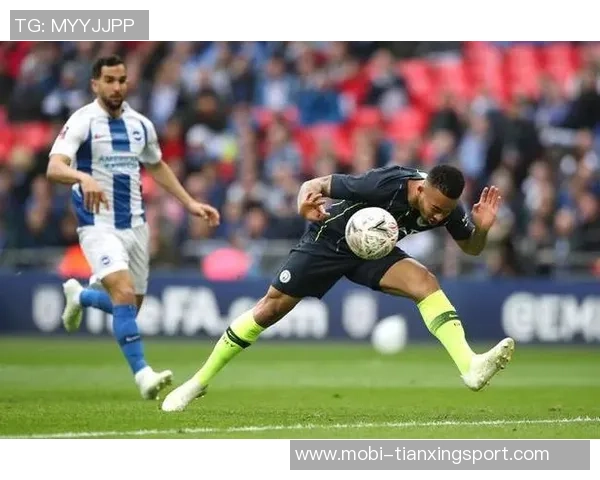 本福斯特称赞拉门斯在对布莱顿的表现并对其精彩扑救印象深刻 本福斯特称赞拉门斯在对布莱顿的表现并对其精彩扑救印象深刻