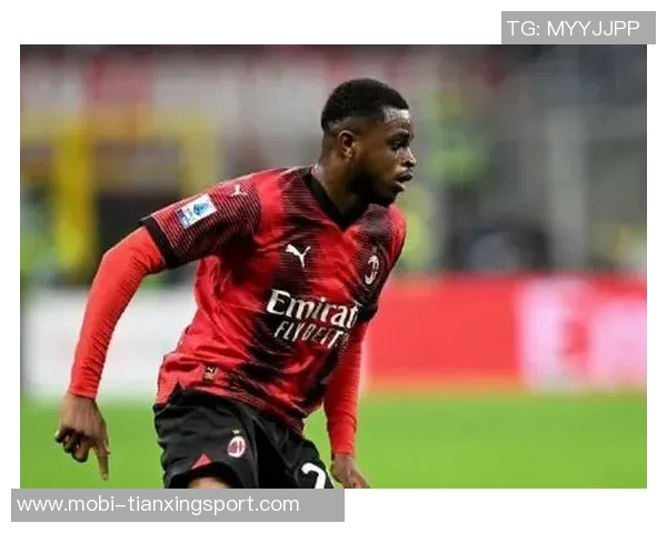 卡卢卢谈球队状态:快乐踢球更强大不愿与过去比较 卡卢卢谈球队状态:快乐踢球更强大不愿与过去比较