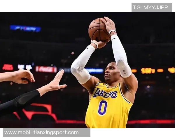 薪资与表现不符的球星分析费城双熊与比尔的合同争议