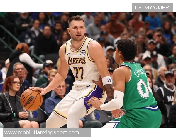 东契奇创造历史连续六场客场比赛至少30分8助攻1抢断的壮举